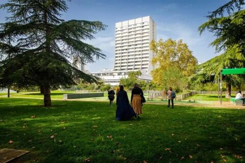  Appartement � louer 4 pi�ces  Bordeaux