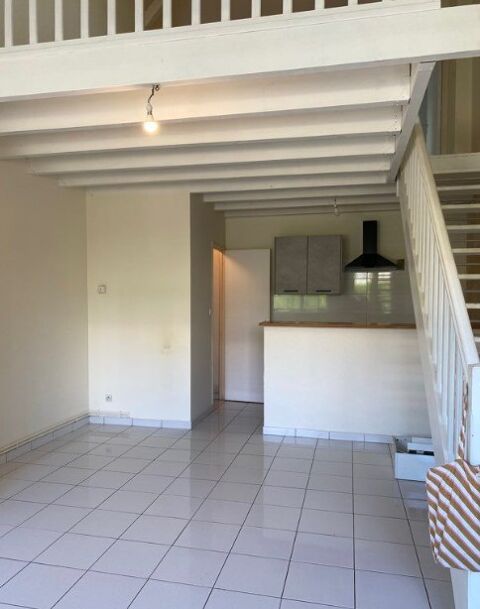  Appartement  louer 2 pices 