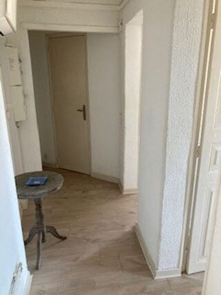  Appartement  louer 2 pices  Arles