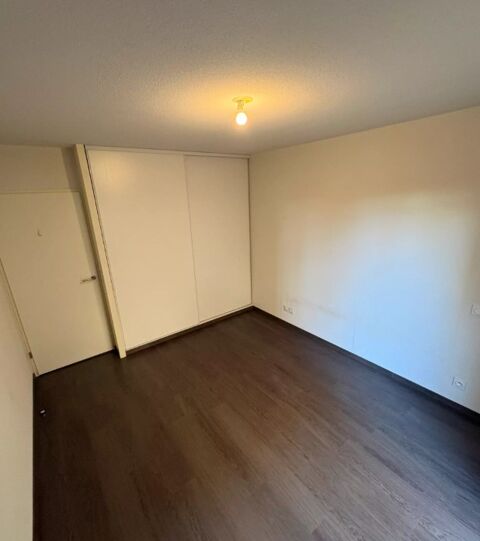  Appartement � louer 3 pi�ces  Cenon