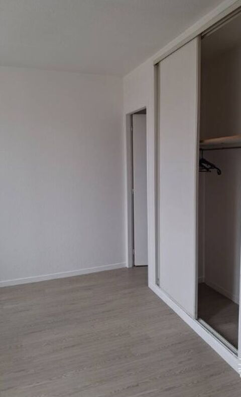  Appartement  louer 1 pice 