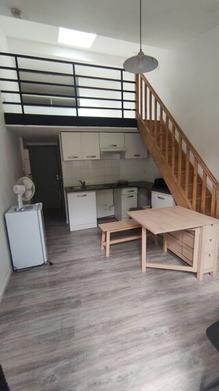  Appartement  louer 1 pice 