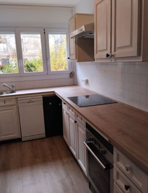  Appartement � louer 3 pi�ces 