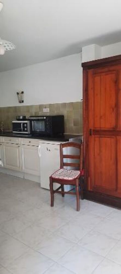  Appartement � louer 1 pi�ce  Ambares-et-lagrave