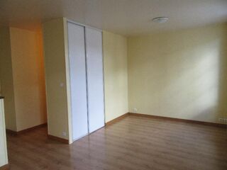  Appartement  louer 1 pice 