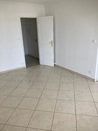  Appartement  louer 3 pices 