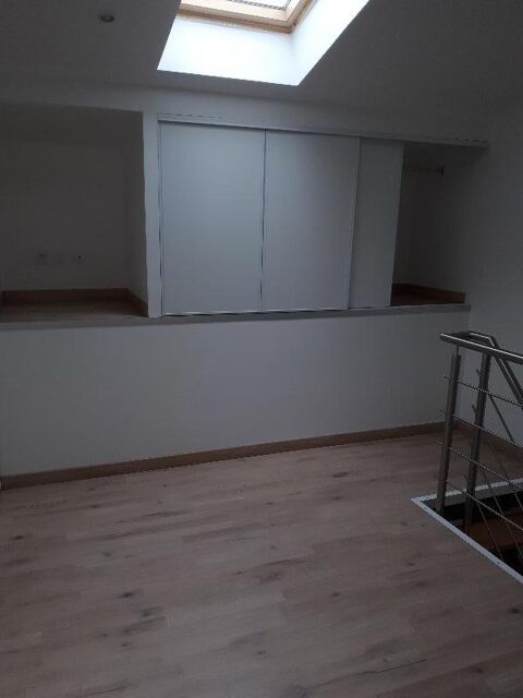  Appartement  louer 1 pice 