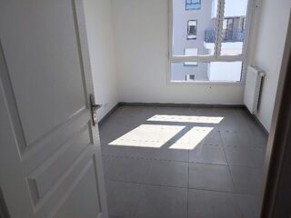  Appartement � louer 4 pi�ces  Eysines