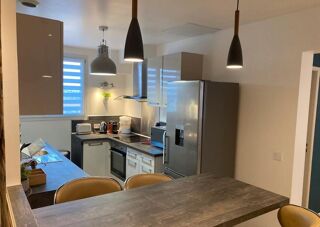  Appartement � louer 4 pi�ces  Bordeaux