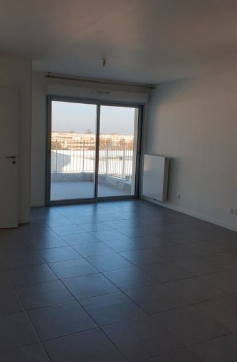 Appartement � louer 3 pi�ces  Cenon