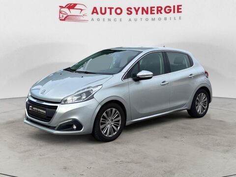 Peugeot 208 1.2i Pure Tech 12V S&S - 110 BERLINE