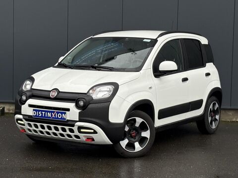Fiat Panda Hybrid 70 City Cross avec Apple Car Play 2024 occasion Foug&egrave;res 35300