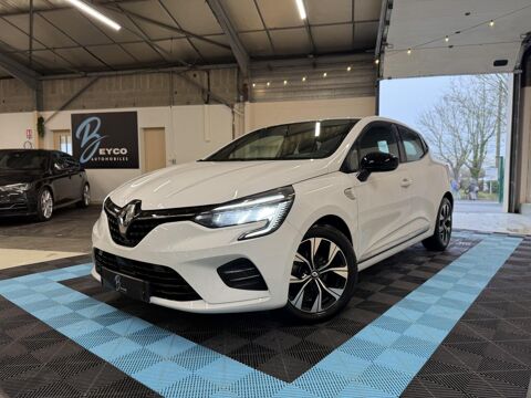 Renault Clio V 1.0 TCe 90 CH LIMITED - GARANTIE RENEW SEPTEMBRE 2026 2022 occasion Tr&eacute;gueux 22950