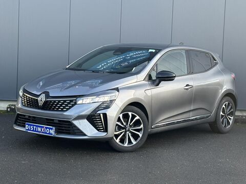 Renault Clio V TCE 90 Techno avec Packs Multimedia, Drving & Safety 2025 occasion Foug&egrave;res 35300