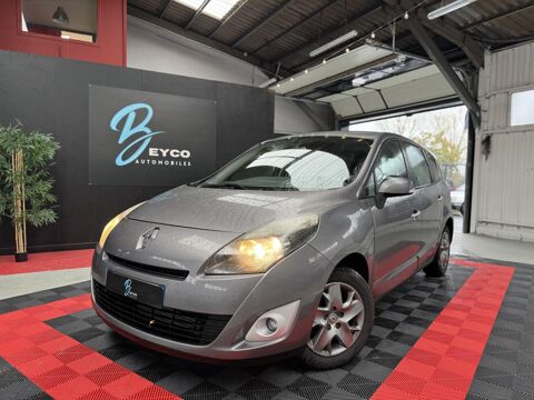 Renault grand scenic ii GRAND SCENIC 1.5 DCi 110 CH 7 PLACES AUT