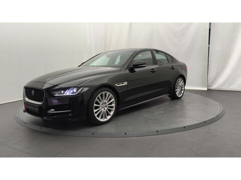 Jaguar XE 2.0 D - 180 - BVA BERLINE R-Sport PHASE 1 2016 occasion B&egrave;gles 33130