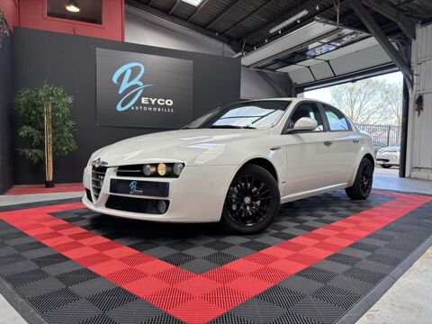 Alfa-romeo 159 ALFA ROMEO  1.9 JTDM 120 Ch DISTINCTIVE 