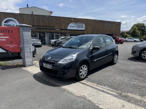 Renault Clio 1.5 dCi - 75 Clim + attelage 2012 occasion Brive-la-Gaillarde 19100