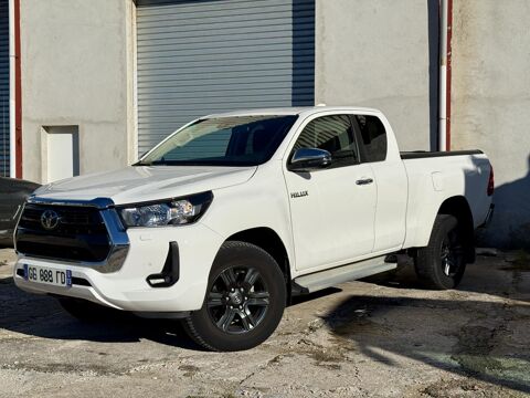 Toyota Hilux 2.4L D-4D 4x4 HILUX 2022 PICK UP X-TRA CABINE L&eacute;gende 2022 occasion Aubagne 13400