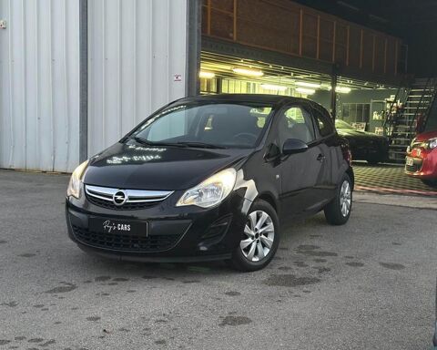 Opel corsa 1.4i Twinport D BERLINE Cosmo PHASE 2