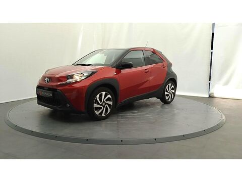Toyota Aygo X 1.0 VVT-i 72 - BV S-CVT Design Garantie 12 mois 2023 occasion B&egrave;gles 33130