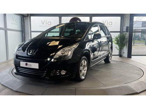 Peugeot 5008 1.6 HDi 115 7 places Style 2013 - Distri