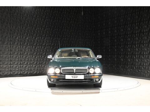 Jaguar Daimler 4.0i V8 Suraliment&eacute; - BVA 1997 Super 2003 occasion Meaux 77100