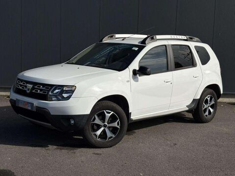 Dacia Duster TCE 125 Explorer avec Attelage, GPS et Radar de recul 2017 occasion Saran 45770