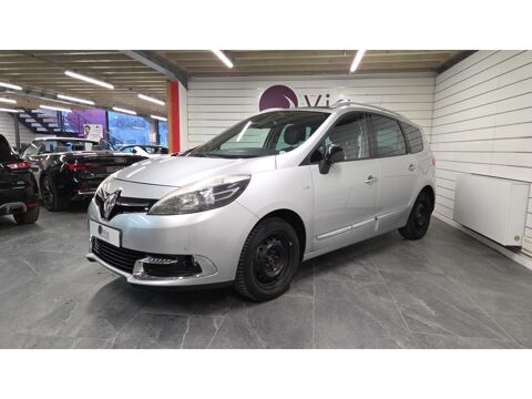 Renault Grand Scénic II RENAULT BOSE 1.2 TCe 130 CV - 5 PLACES - TOIT OUVRANT 2016 occasion Chambéry 73000