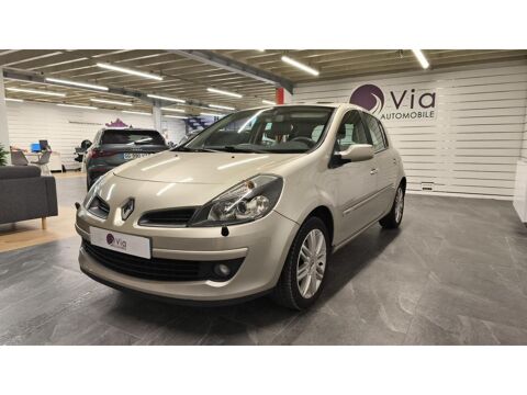 Renault clio 1.6i - 110 CV - BVA Initiale