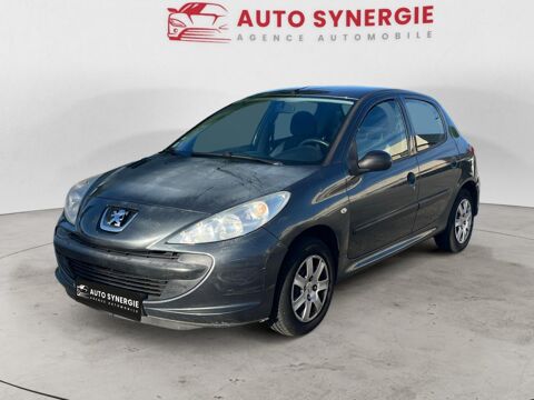 Peugeot 206 + 1.4i + BERLINE Trendy