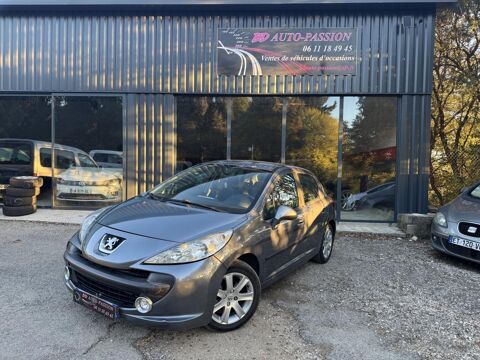 Peugeot 207 1.4 HDi BERLINE Premium / jantes alu / 9
