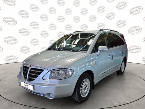 Ssangyong Rodius 270 XDi - 4WD 2007 occasion Saint-Angeau 16230
