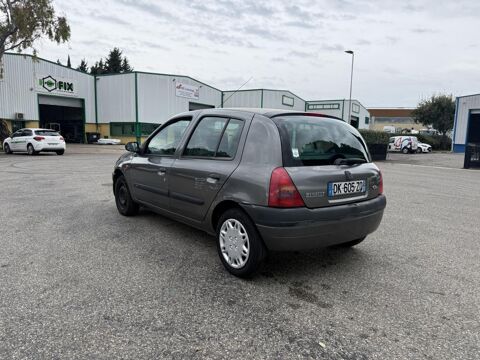Renault clio 1.2i II BERLINE RTE PHASE 1