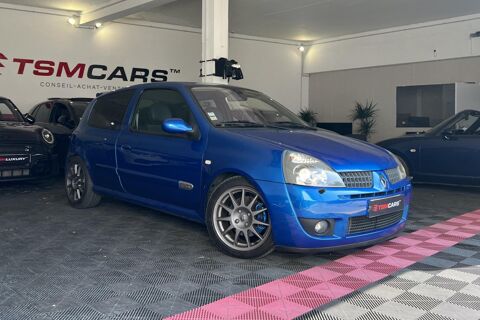 Renault Clio 2.0i 16V - 182 II BERLINE Sport PHASE 3 2005 occasion Cannes 06400