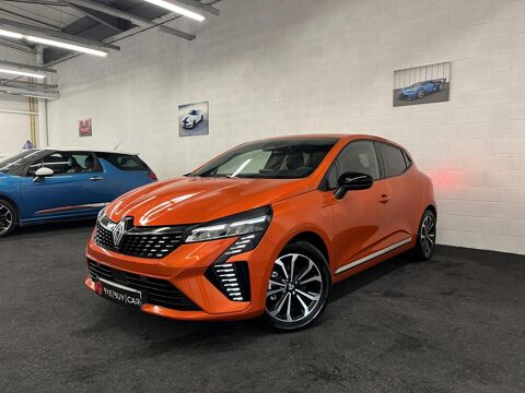 Renault Clio RENAULT 1.6 E-TECH 145H 95 HYBRID FULL-HYBRID 1.2KWH TECHNO 2025 occasion Laon 02000