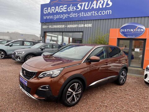 Peugeot 3008 1.2i PureTech 12V S&S - 130 II Allure - Attelage - Roue de 2017 occasion Gien 45500