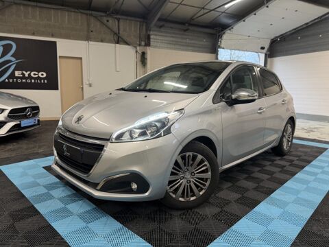 Peugeot 208 1.2i 82 CH STYLE - GARANTIE 6 MOIS 2017 occasion Tr&eacute;gueux 22950