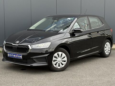 Skoda Fabia 1.0i 80 Clever avec Navigation \'Amundsen\' 2024 occasion Foug&egrave;res 35300