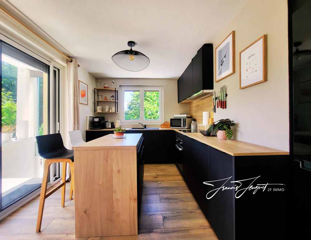 À vendre à Alby-sur-Chéran ? Appartement rénové, spacieux, avec jardin et sous-sol aménagé