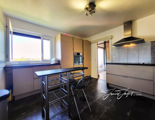  Appartement  vendre 6 pices 138 m