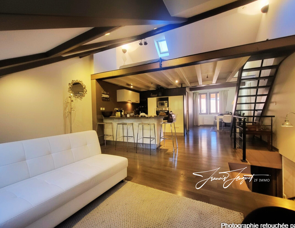 Annecy Vieille Ville - Coup de coeur pour ce loft de 62 m2 utiles