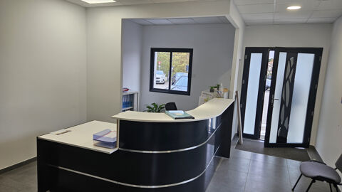 Immeuble bureaux de 270 m2 environ ou pour commerces 524000 31140 Pechbonnieu