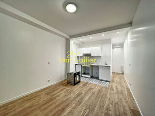  Appartement à louer 2 pièces 45 m²