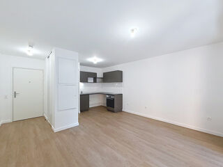  Appartement à louer 2 pièces 43 m²