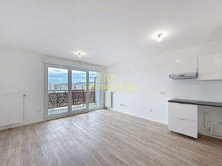  Appartement à louer 2 pièces 42 m²