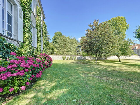   A Vendre - BLANDY LES TOURS Maison - 12 pi�ce(s) - 314 m�