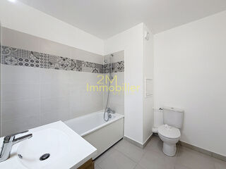  Appartement à louer 2 pièces 42 m²