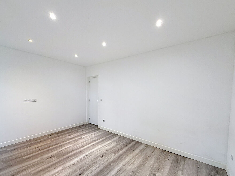 Location Appartement A louer - 2 pièces avec extérieur à louer à Melun, proche centre-ville Melun