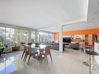  Maison � vendre 5 pi�ces 209 m�